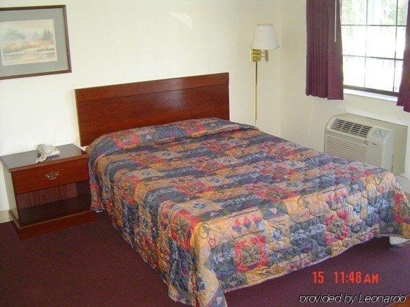 Savannah Garden Inn חדר תמונה