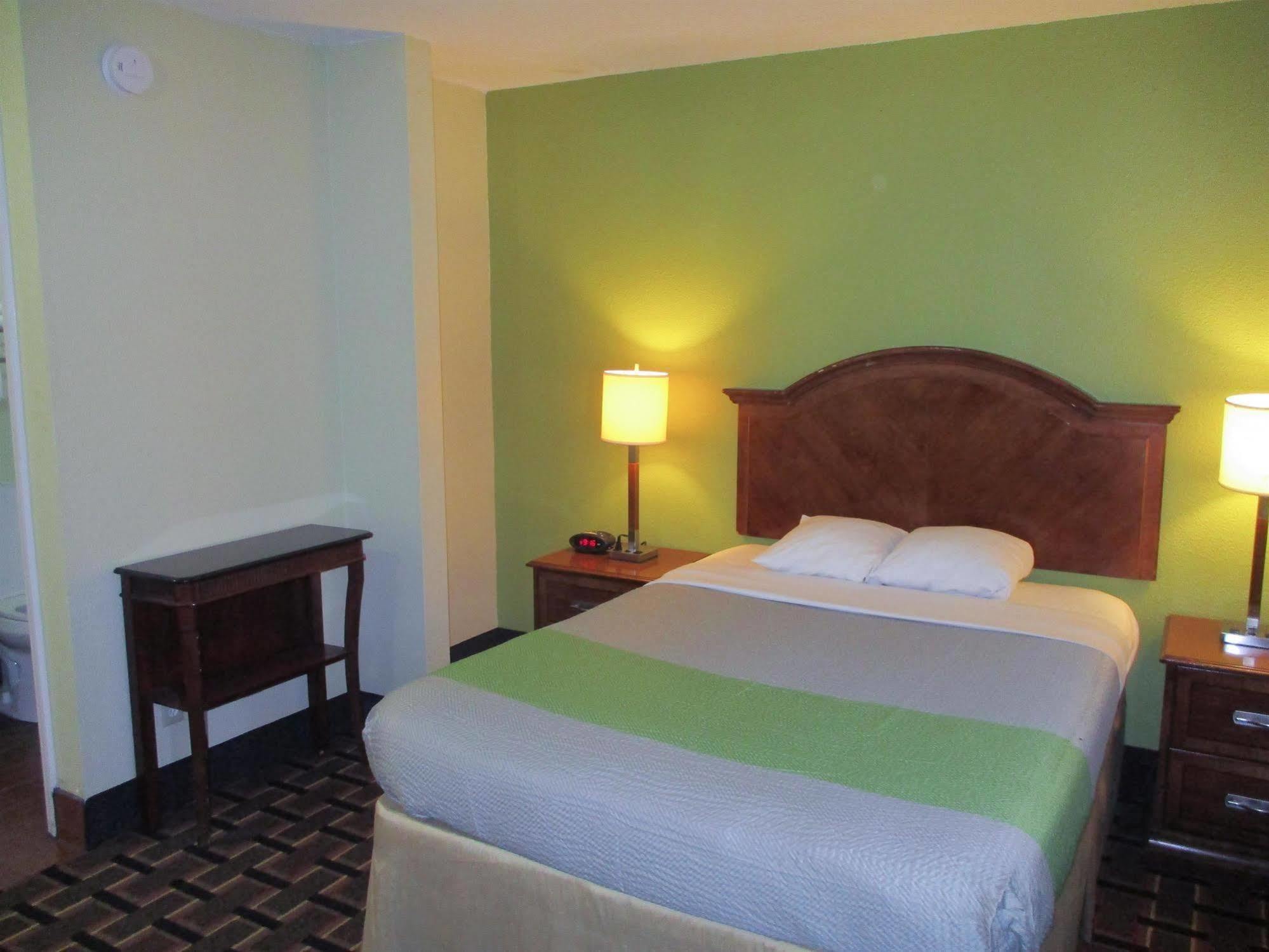 Savannah Garden Inn מראה חיצוני תמונה
