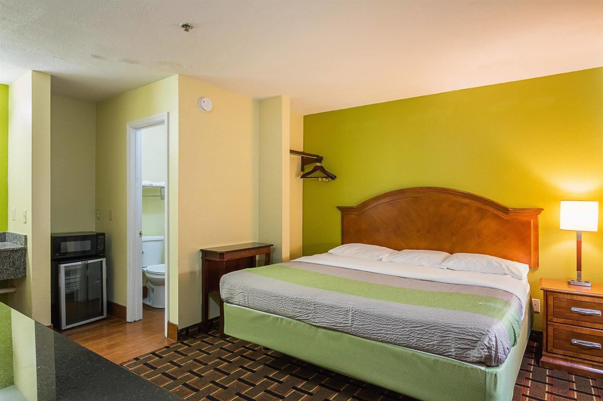 Savannah Garden Inn מראה חיצוני תמונה